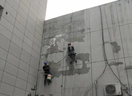 路南楼顶漏水维修公司分享下路南外墙防水的注意事项