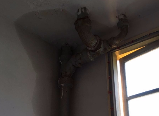 路南卫生间漏水维修公司专业解读路南卫生间防水的步骤